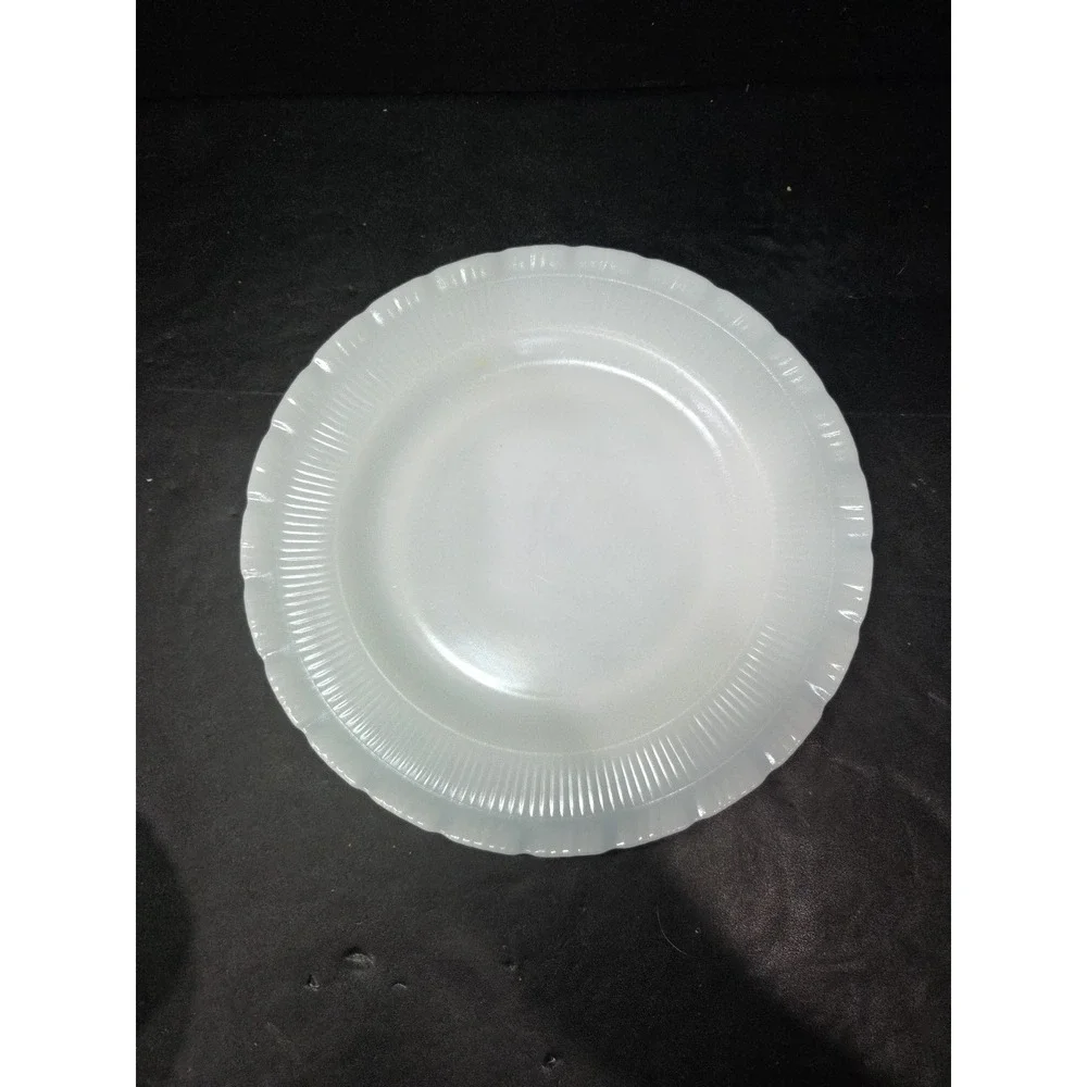 MacBeth Evans Cremax Dinner‎ Plate, FGC Oxford Pattern, 9.25